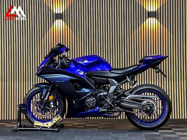 yamaha - r7