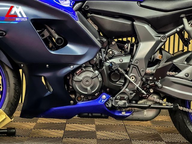 yamaha - r7