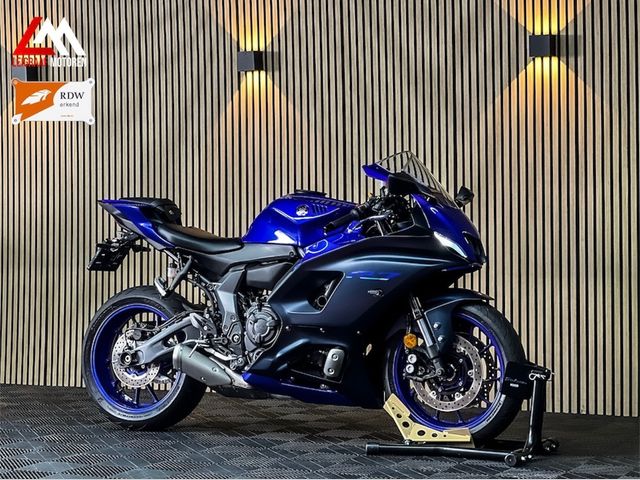 yamaha - r7