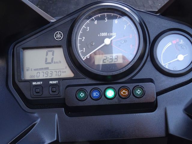 yamaha - tdm-900