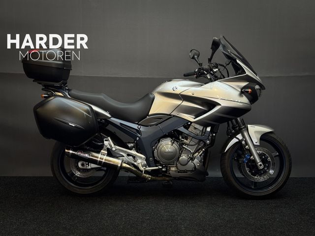 yamaha - tdm-900