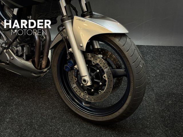 yamaha - tdm-900