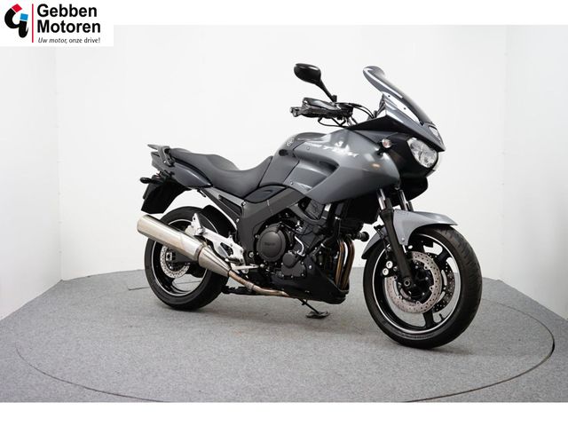 yamaha - tdm-900
