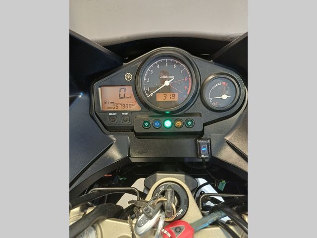 yamaha - tdm-900