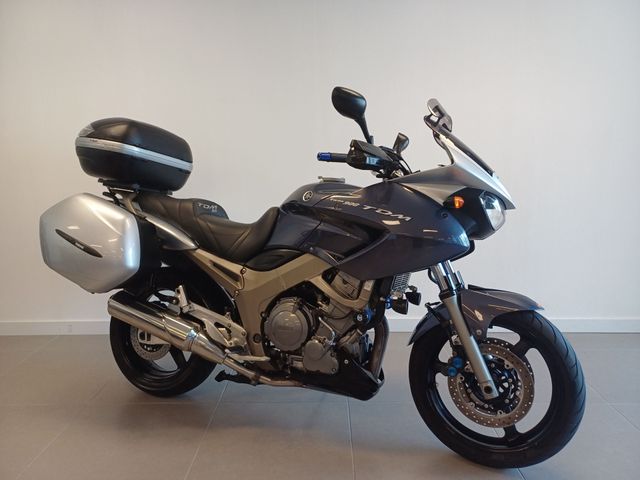 yamaha - tdm-900