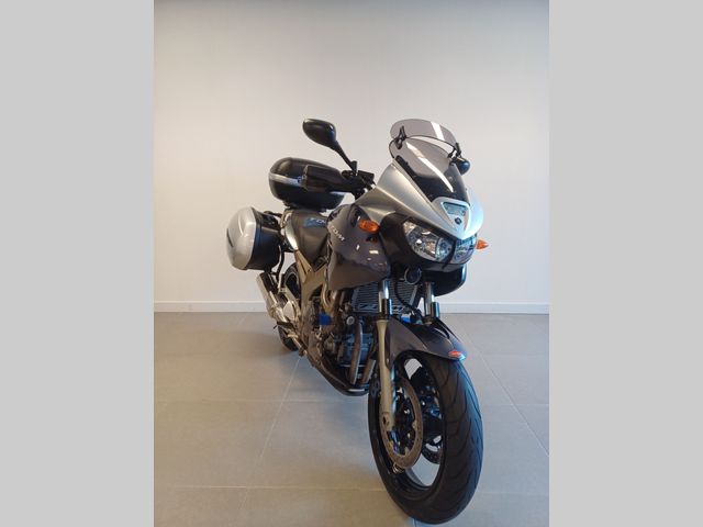 yamaha - tdm-900