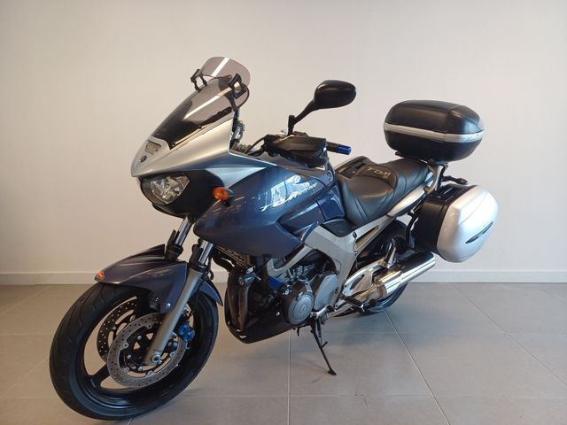 yamaha - tdm-900