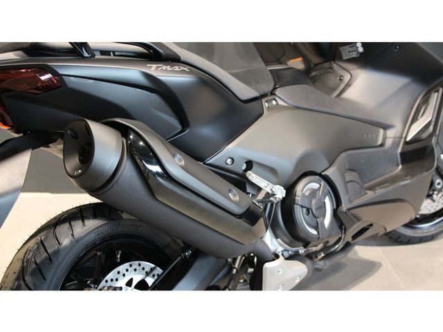 yamaha - tmax-560