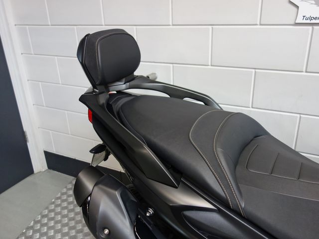 yamaha - tmax-560