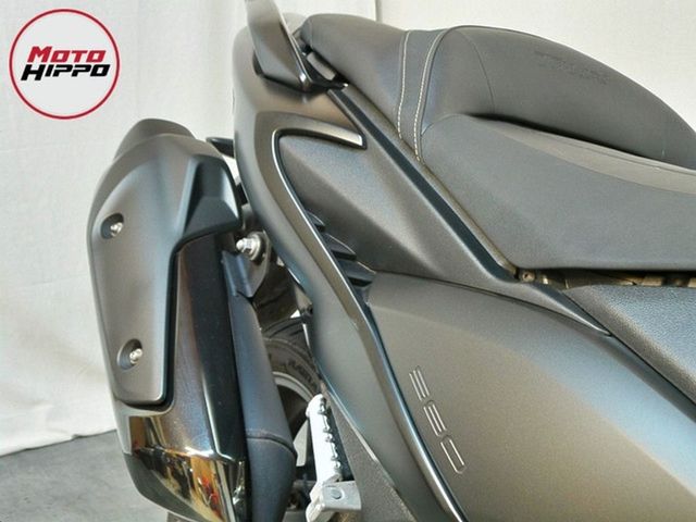 yamaha - tmax-560