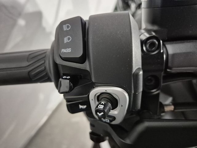 yamaha - tmax-560