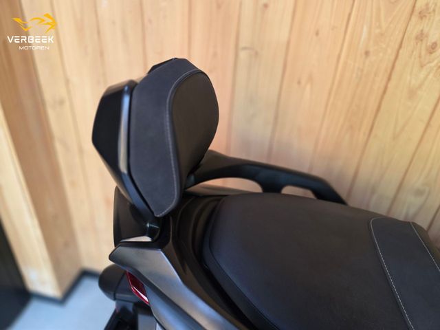 yamaha - tmax-560