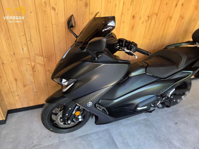 yamaha - tmax-560
