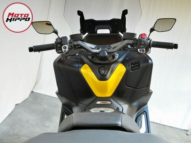 yamaha - tmax-560