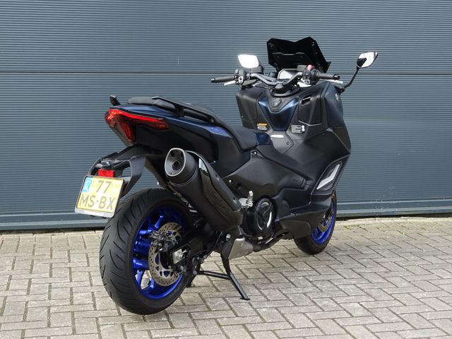yamaha - tmax-560