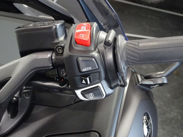 yamaha - tmax-tech-max