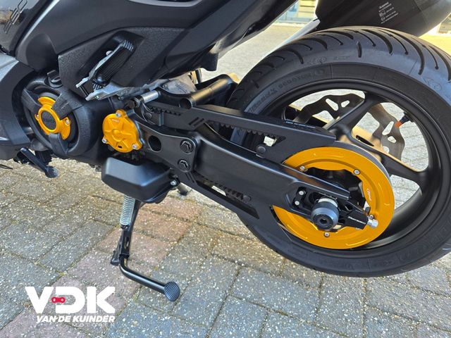 yamaha - tmax-tech-max
