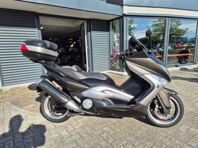 yamaha - tmax-tech-max