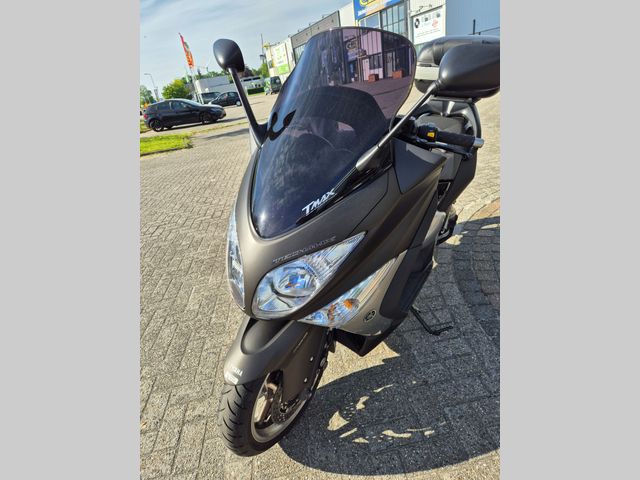 yamaha - tmax-tech-max