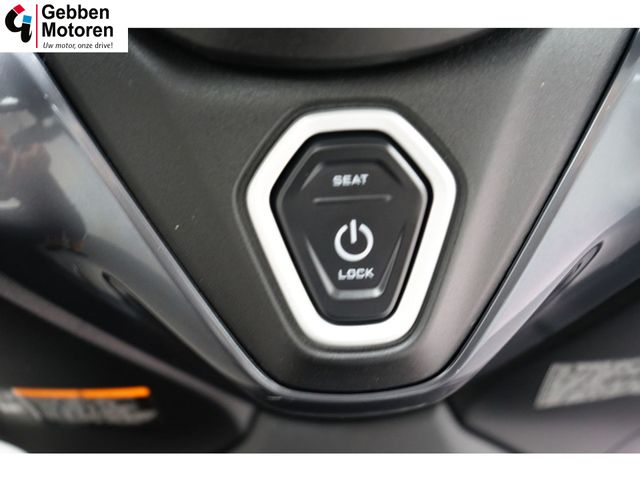 yamaha - tmax-tech-max