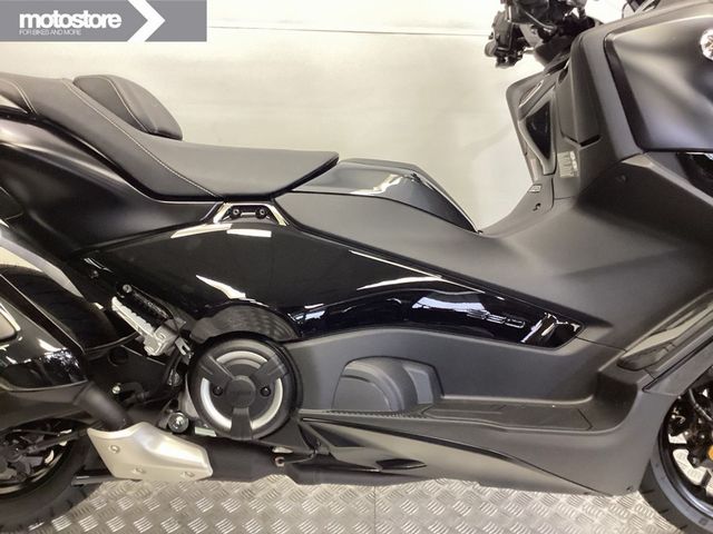 yamaha - tmax-tech-max-560