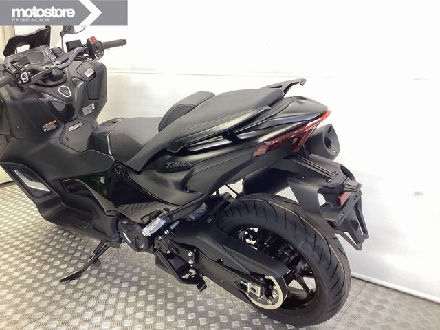 yamaha - tmax-tech-max-560