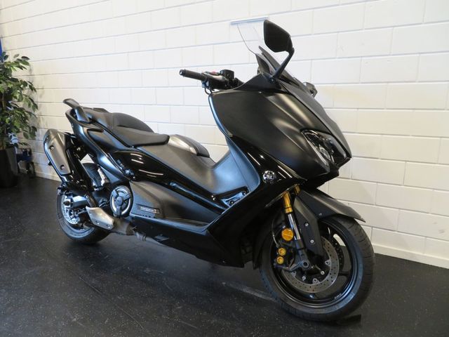 yamaha - tmax-tech-max-560