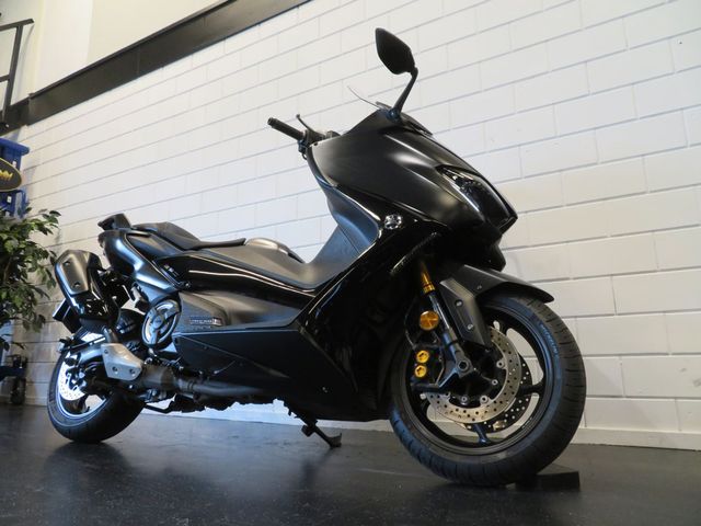 yamaha - tmax-tech-max-560