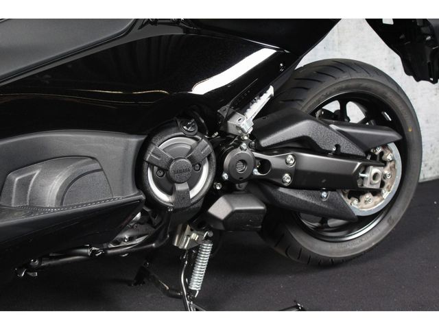 yamaha - tmax-tech-max-560