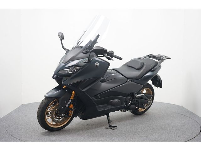 yamaha - tmax-tech-max-560