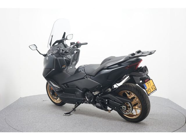 yamaha - tmax-tech-max-560