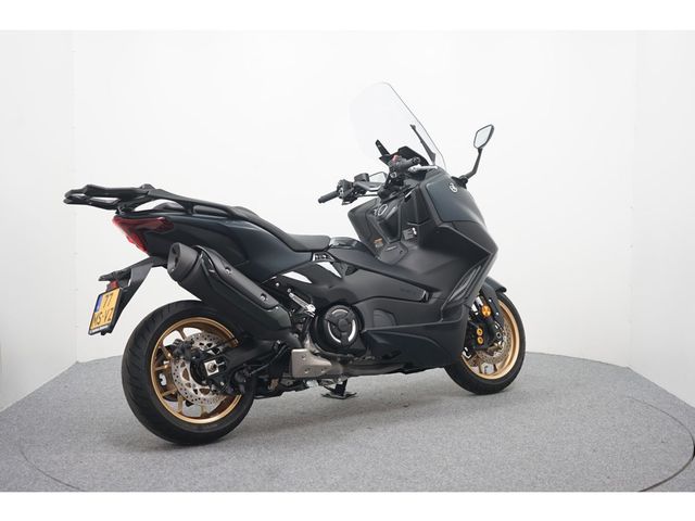 yamaha - tmax-tech-max-560