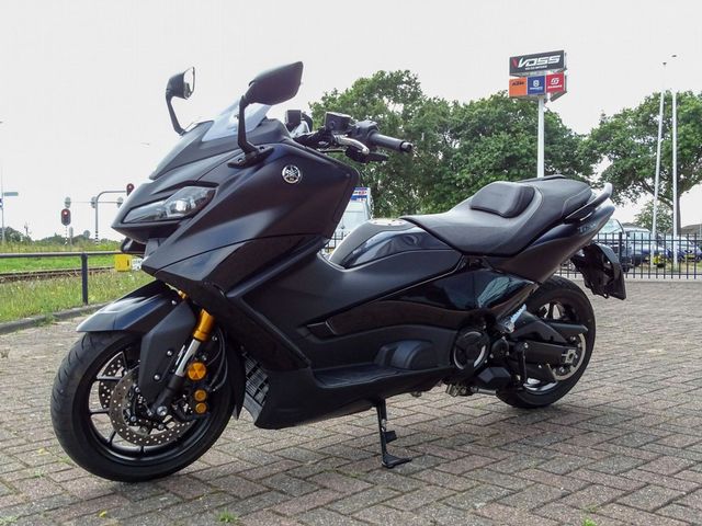 yamaha - tmax-tech-max-560