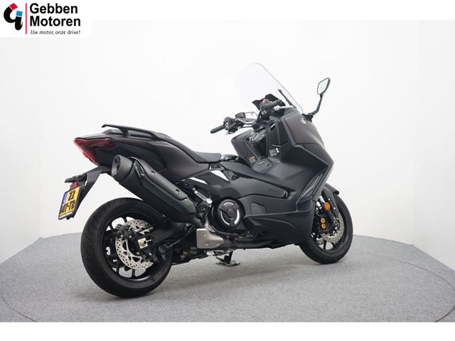 yamaha - tmax-tech-max-560