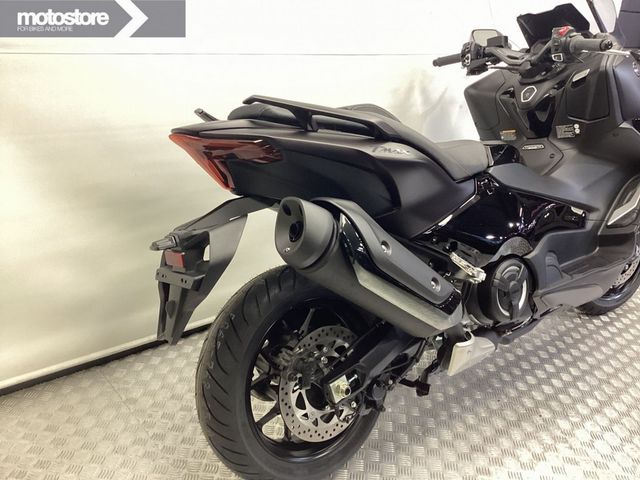 yamaha - tmax-tech-max-560