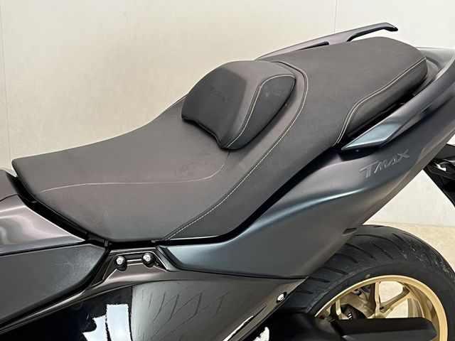 yamaha - tmax-tech-max-560