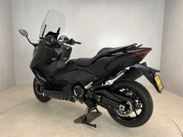 yamaha - tmax-tech-max-560