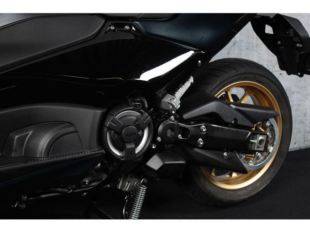 yamaha - tmax-tech-max-560