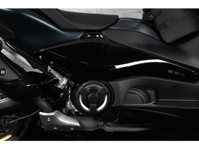 yamaha - tmax-tech-max-560