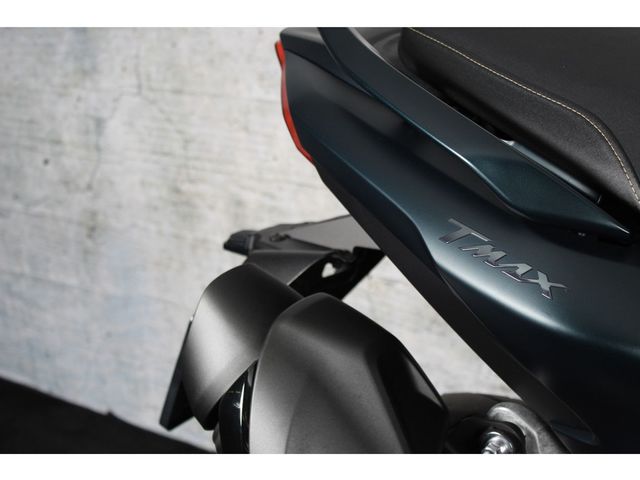 yamaha - tmax-tech-max-560