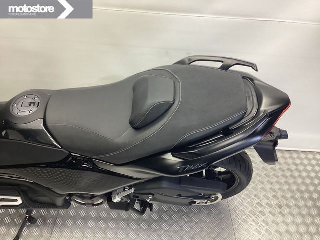 yamaha - tmax-tech-max-560