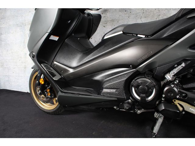 yamaha - tmax-tech-max-560