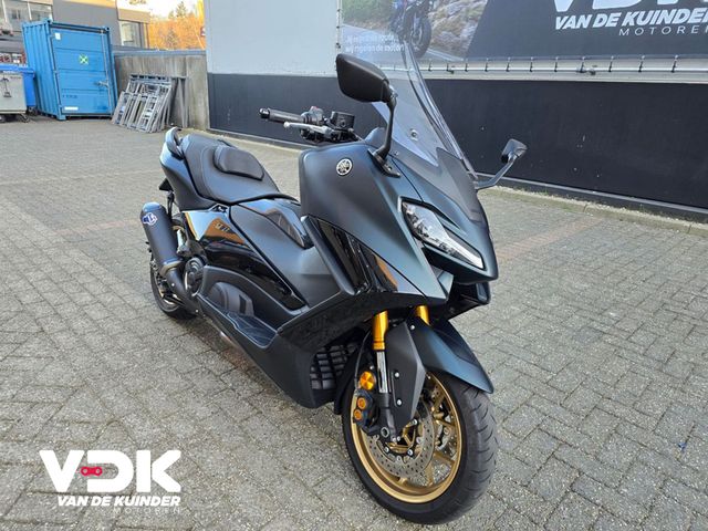 yamaha - tmax-tech-max-560