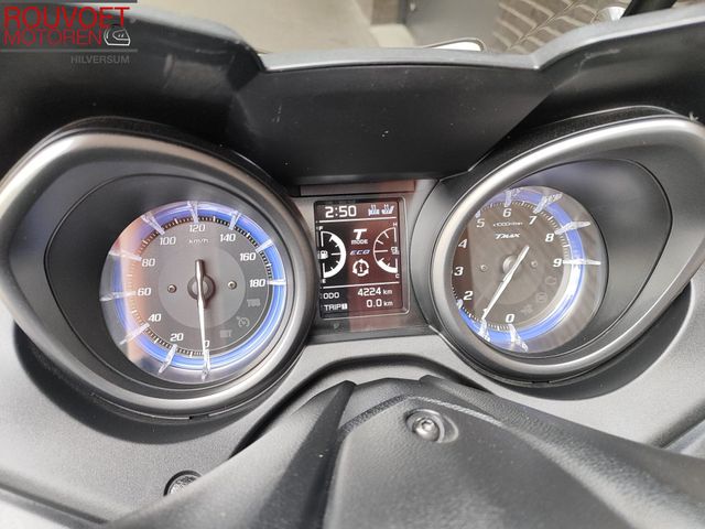 yamaha - tmax-tech-max-560