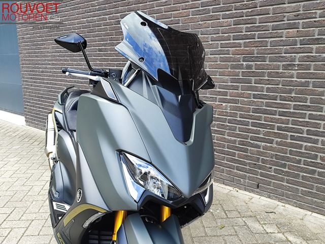 yamaha - tmax-tech-max-560