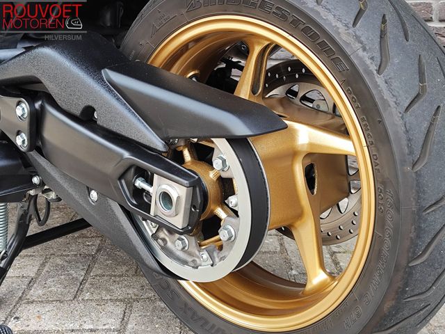 yamaha - tmax-tech-max-560