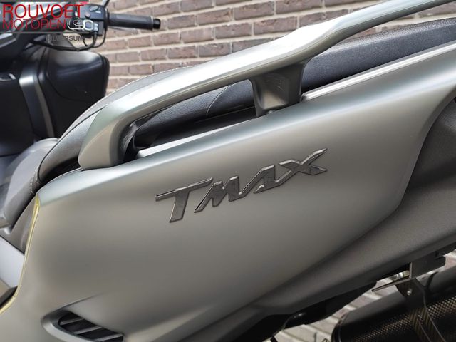 yamaha - tmax-tech-max-560