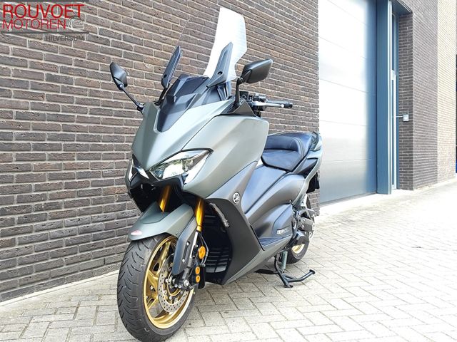 yamaha - tmax-tech-max-560