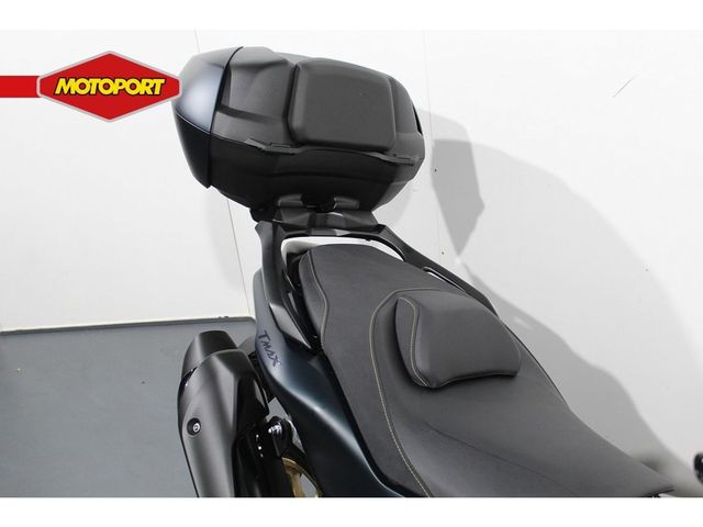 yamaha - tmax-tech-max-560