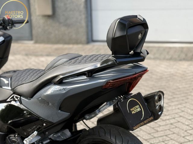 yamaha - tmax-tech-max-560